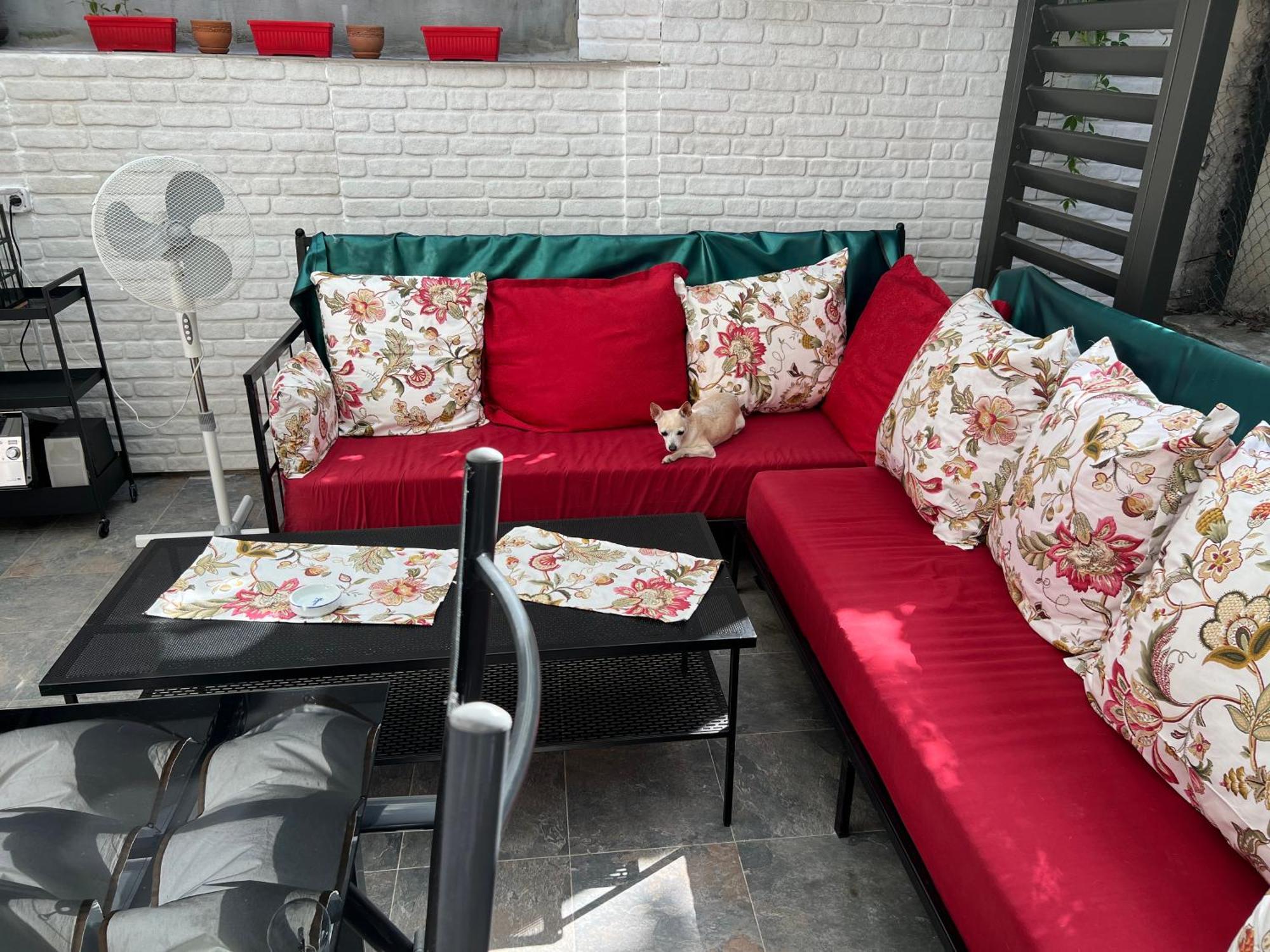 A Lovely 2 Bedroom Apartment In The Heart Of Софія Екстер'єр фото