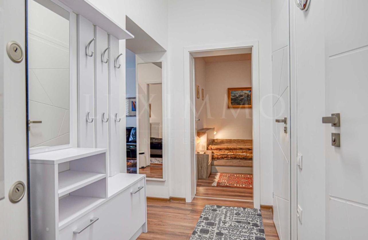 A Lovely 2 Bedroom Apartment In The Heart Of Софія Екстер'єр фото