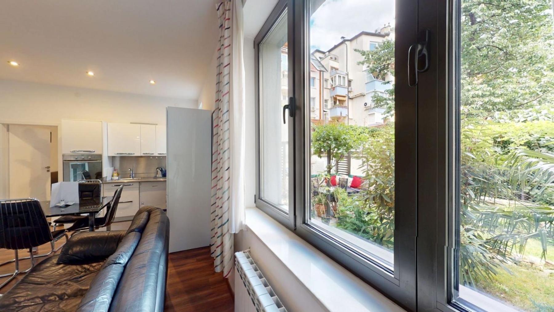A Lovely 2 Bedroom Apartment In The Heart Of Софія Екстер'єр фото